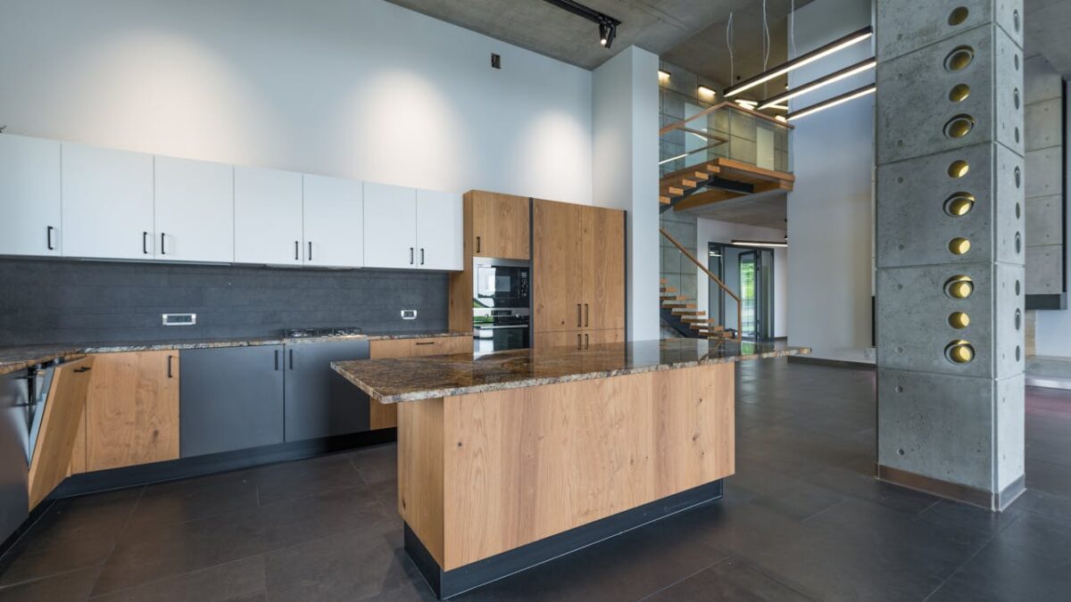 Jakie meble do szarej podłogi się sprawdzą